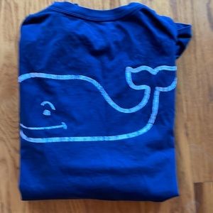 Vineyard Vines Size M long sleeve tshirt. Navy.